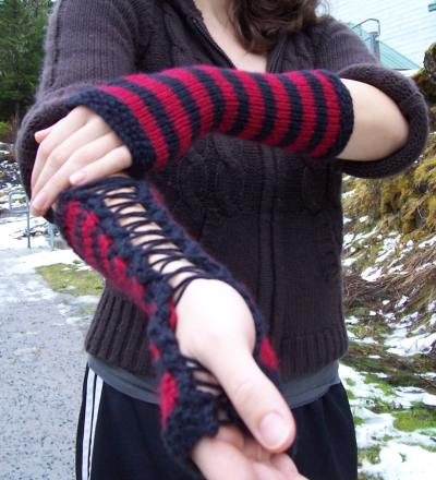 Lettuce Knit Arm Warmers Knitting Pattern | Red Heart