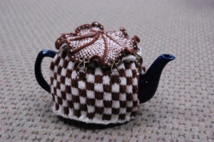 20+ Lovely Tea Cozy Patterns: {Free} : TipNut.com