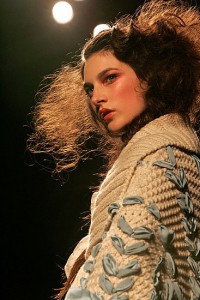 christian-dior-fall-2010-coat-knitwear