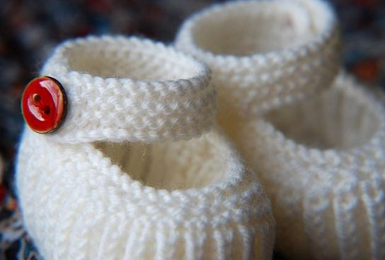 Teeny Tiny Mary Janes Free Baby Shoes Knitting Pattern