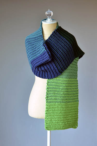 20 Easy Scarf Knitting Patterns for Free That You'll Love Making!