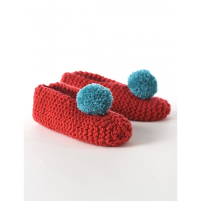Bernat Men's & Lady's Slippers Free Knitting Pattern