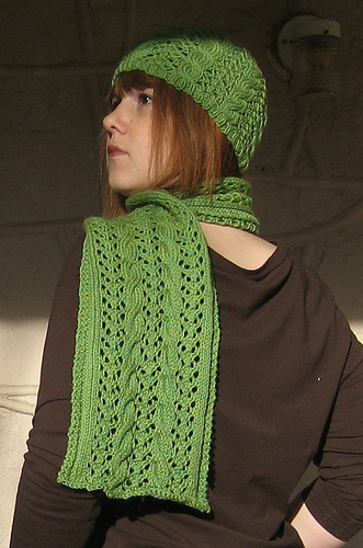 Give me a purl!: Free Pattern: One Row Lace Scarf