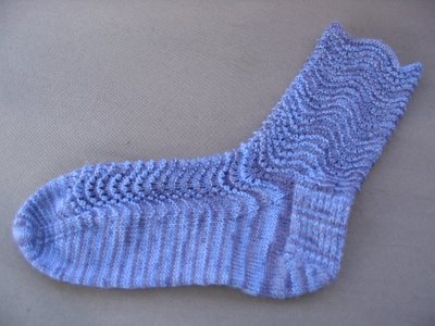 Creating a Family Home: Free Knitting Pattern: Raindrop Socks
