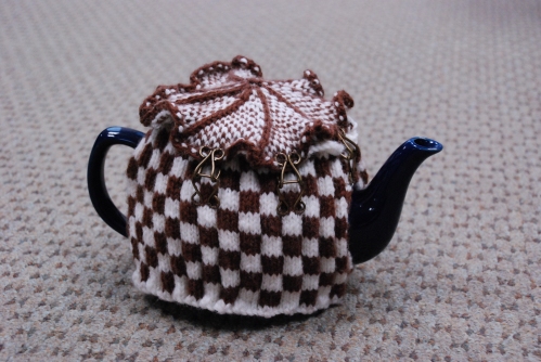 Tea cozy knitting pattern. - Crafts - Free Craft Patterns - Craft