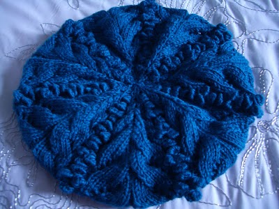 bobbles beret knit