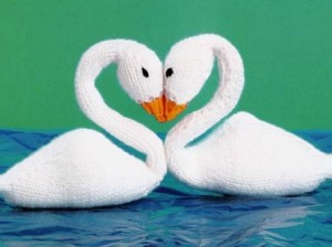 knitted swans pattern