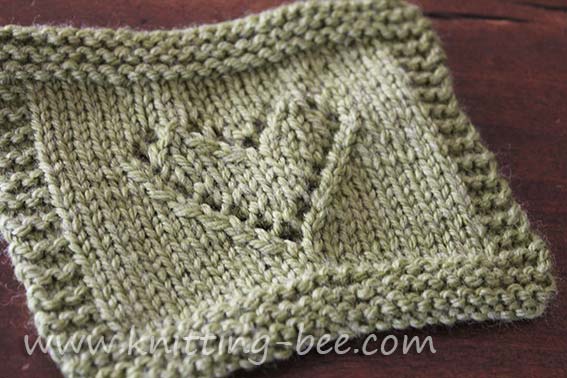 knitted lace heart pattern by https://www.knitting-bee.com/