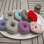 knitted bagel