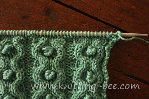 Circle and Bobble Knit Stitch