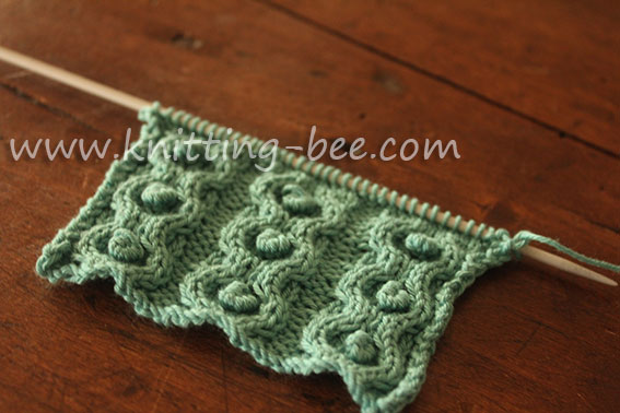 Circle and Bobble Knit Stitch