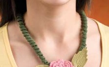 Spiral Blossom – Free Crochet Necklace Pattern