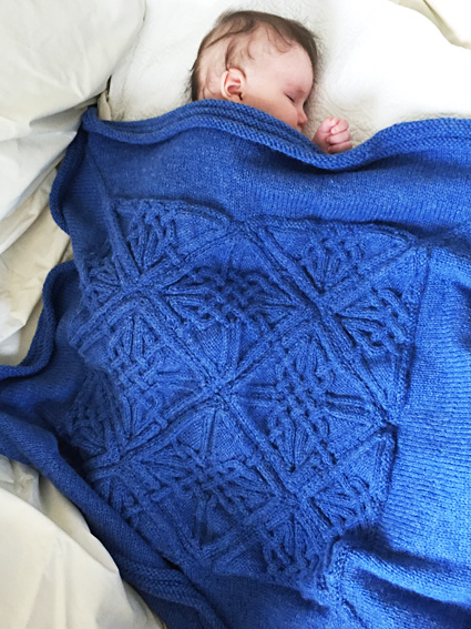 Dunfallandy Baby Blanket - Free Knitting Pattern