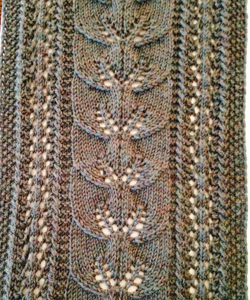 Free leaves Patterns ⋆ Knitting Bee (5 free knitting patterns)
