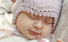 Lullaby – Free Baby Hat Knitting Pattern