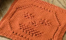 Lacy Jack-O-Lantern Dishcloth – Free Halloween Knitting Pattern