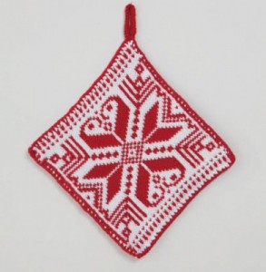 Bjork-Christmas-Themed-Pot-Holder-390x400