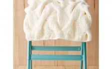 Cozy Cables Blanket – Free Knitting Pattern