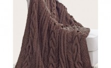 Horseshoe Cable Blanket – Free Knitting Pattern