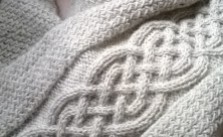 The Ragnar Blanket – Free Cable Blanket Knitting Pattern