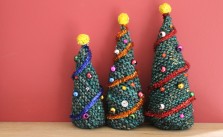 Knitted Christmas Trees – Free Knit Pattern