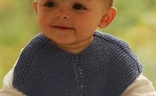 Free Baby Bib Knitting Pattern by DROPS
