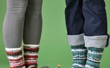 Holly Jolly Socks or Stockings – Free Knitting Pattern