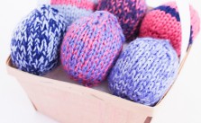 Uncrackable Knitted Easter Eggs Free Pattern