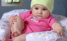 Baby and Toddler Slippers and Beanie Free Knitting Pattern