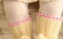 Easter bunny booties free knitting pattern