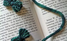 Bow Ties Are Cool – Free Bookmark Knitting Pattern