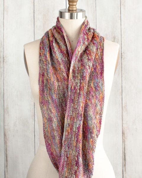 Escama del Dragon Cowl Free Knitting Pattern