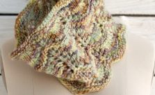 Onda Cowl Free Knitting Pattern