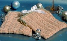 Cabled Coin Purse Free Knitting Pattern