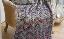 Elegant Lapghan & Pillow Feather & Fan Pattern