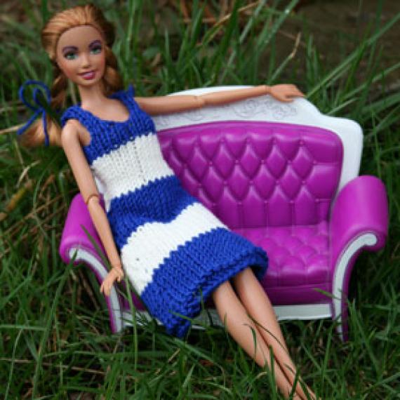 Navy dress for Barbie doll free knit pattern