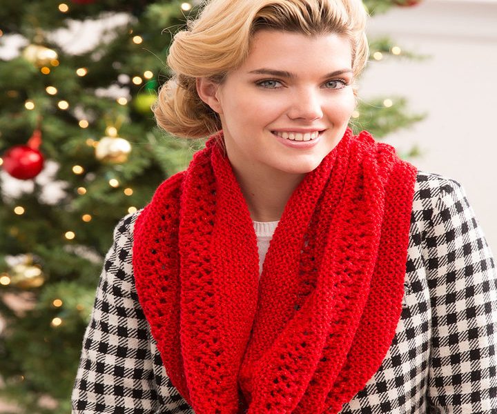 Christmas Cowl Free Knitting Pattern