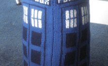TARDIS stuffed plush free knitting pattern