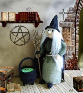 Halloween witch knitting pattern