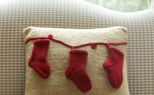 Holiday Pillow with Stockings Free Knitting Pattern