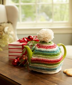 Christmas teapot cover knit pattern
