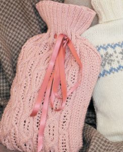 free lacy hot water bottle knitting pattern