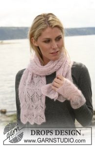 Delicate scarf and wrist warmers in lace pattern