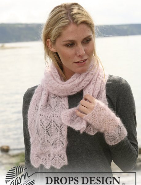 Delicate scarf and wrist warmers in lace pattern