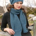 Free hat and scarf with rib and lace pattern