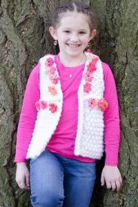 Girl's Daisy Chain Vest Free Knitting Pattern