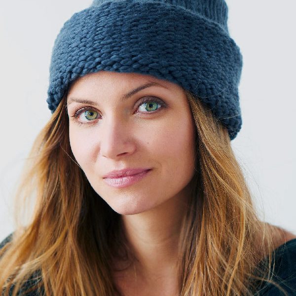 PRIYOME Free Hat Knitting Pattern