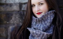 Shandon Thick Cowl Free Knitting Pattern