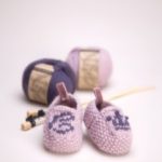 Little Prince & Princess Baby Slippers free knitting pattern