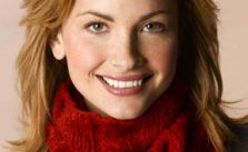 Aiko Cabled Neck Warmer Free Knitting Pattern